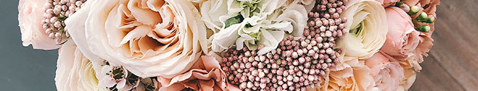 заказывайте цветы в местном магазине в Судаке от Гранд-Флора